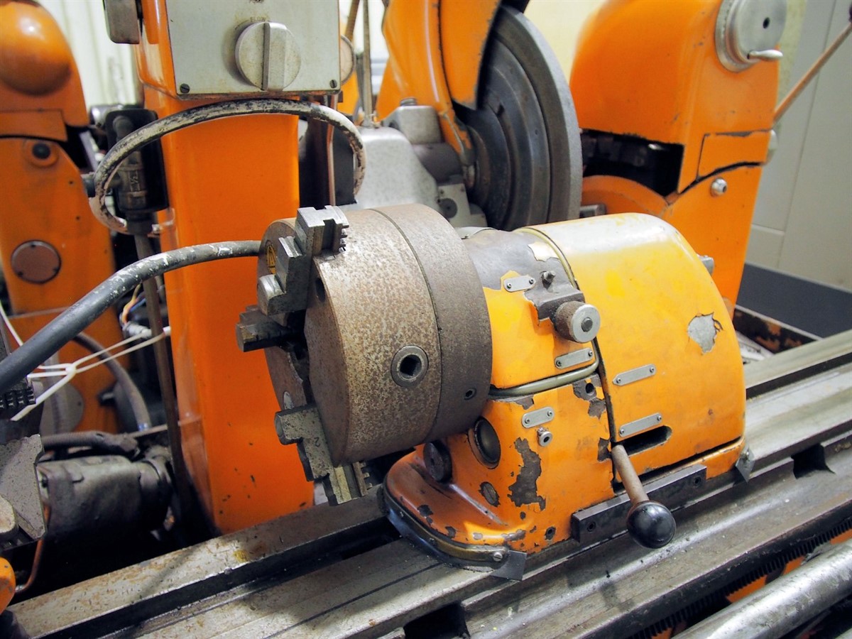 Prince 6075 Crankshaft Grinder